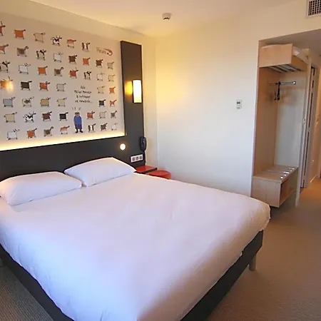 Ibis Styles 3* フレール