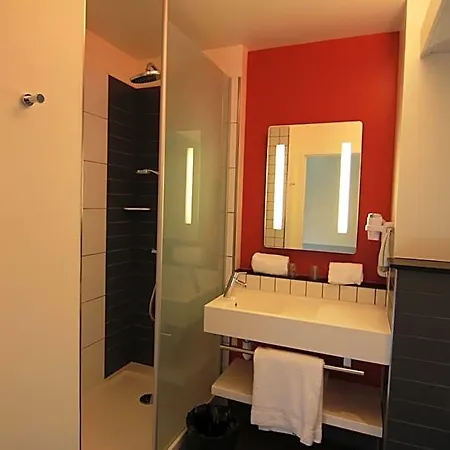 Ibis Styles 3* フレール