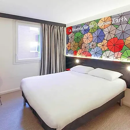 Ibis Styles ホテル フレール
